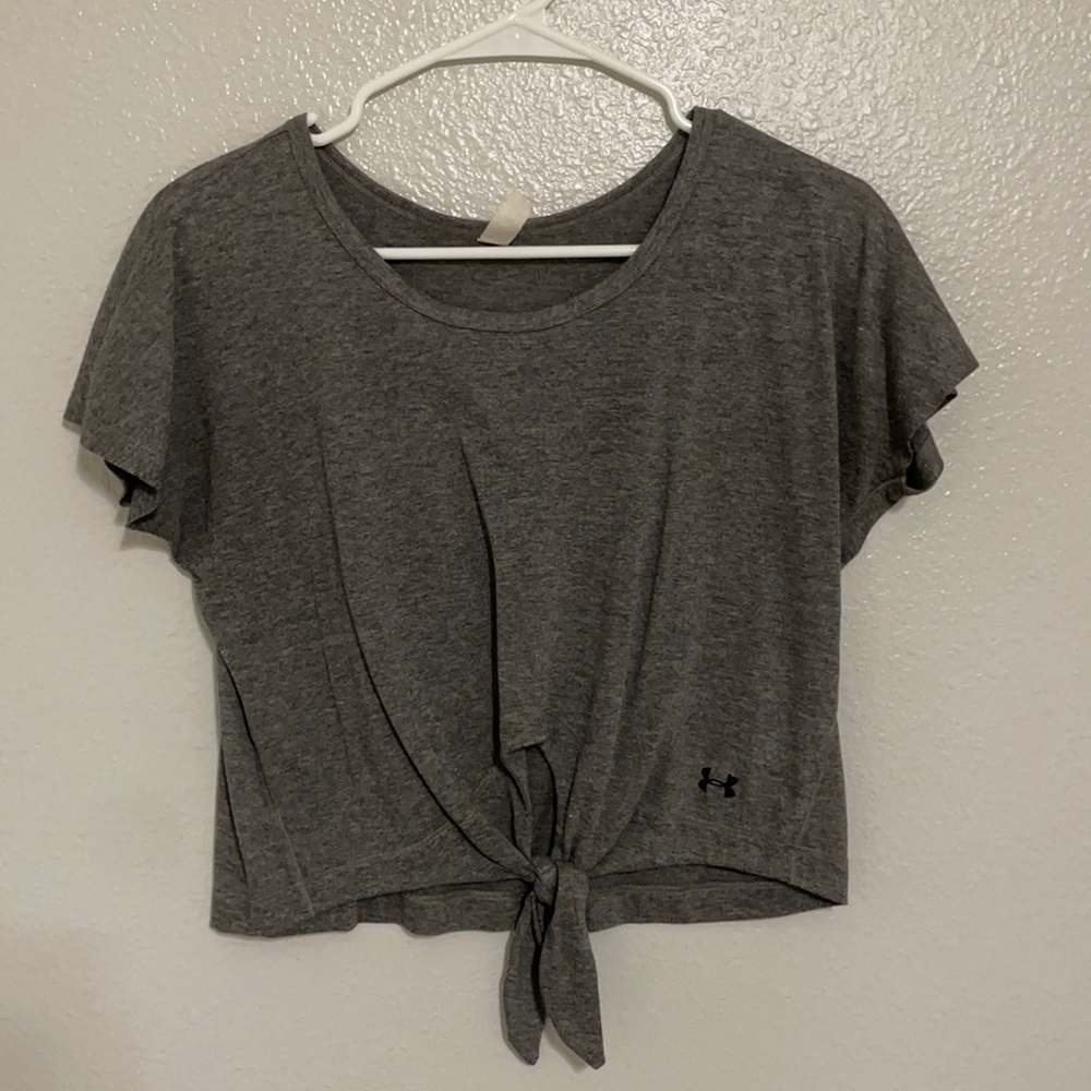 Underarmour Athletic Crop top